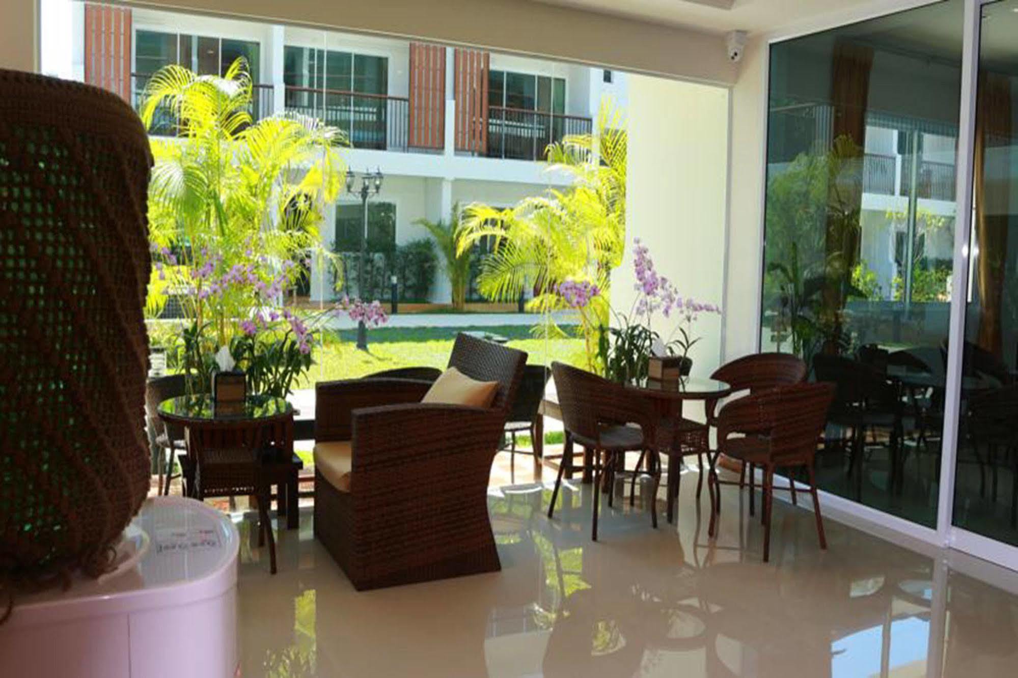 Crystal Hotell 3*